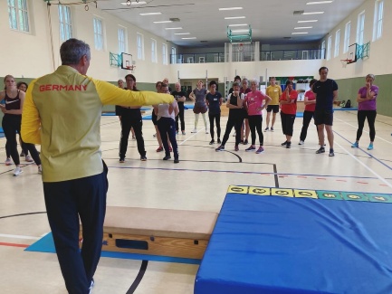 DU_Bewerbung-BF1 Laufen, Springen, Werfen im Schulsport