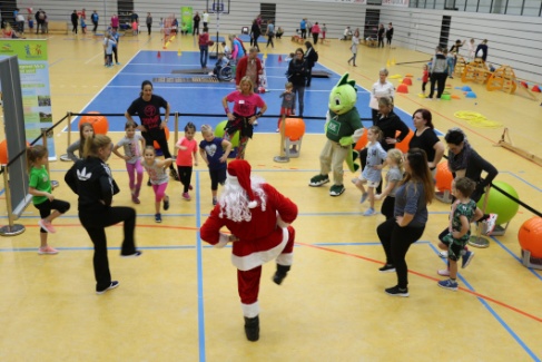 Auf die Tanzfläche zu Kindertanz, Zumba und Co